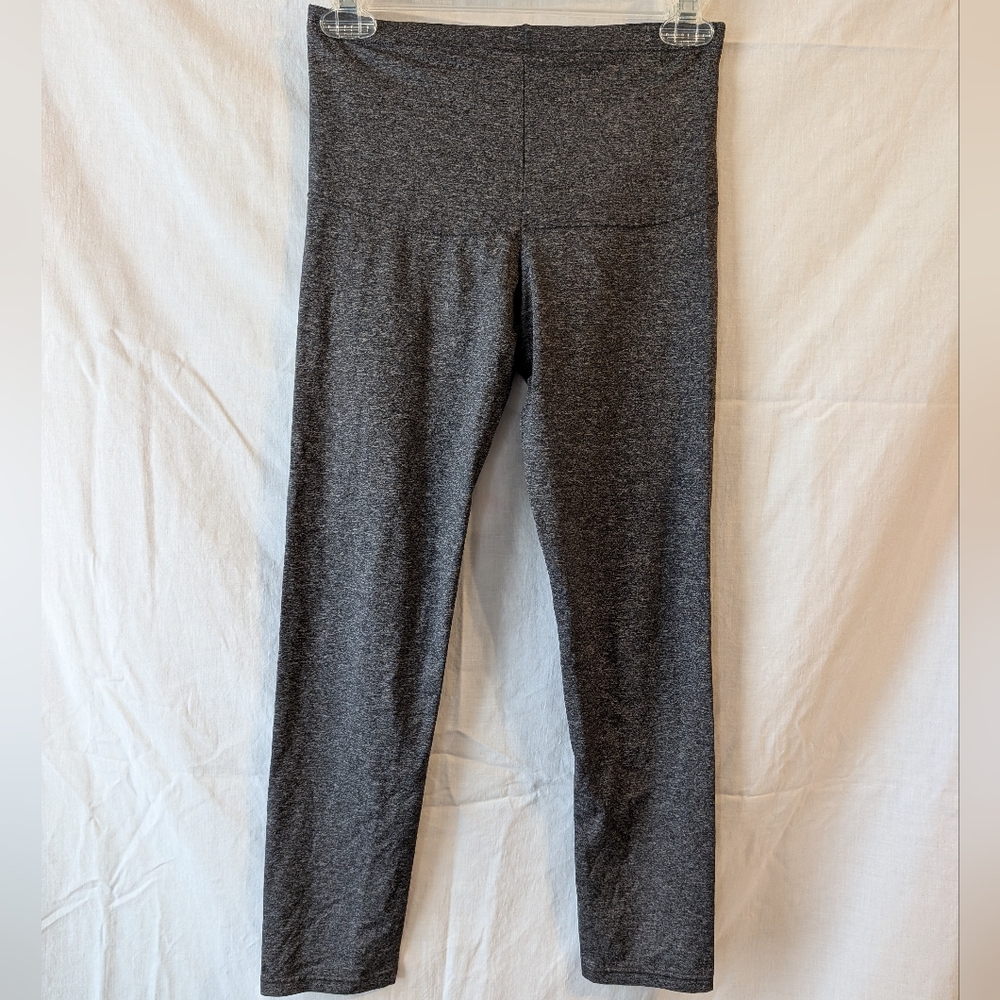 Sweet Nothings Capri Leggings Size Small GRAY